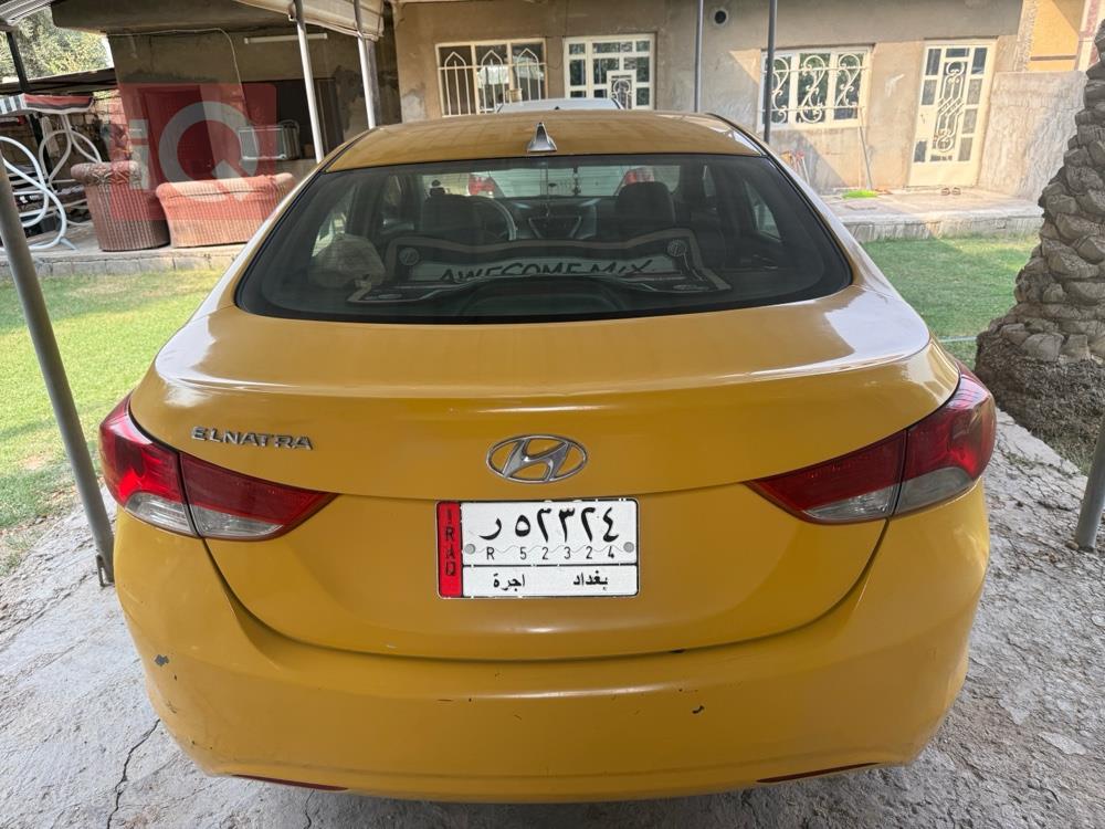 هیوندای ئەلەنترا
